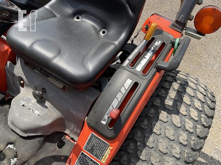 2003-kubota-b7500dt-image-16