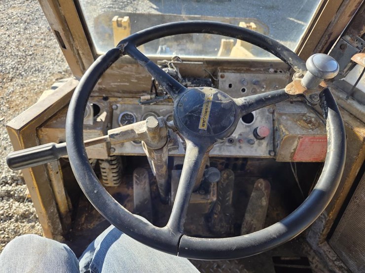 1980-caterpillar-930-image-47