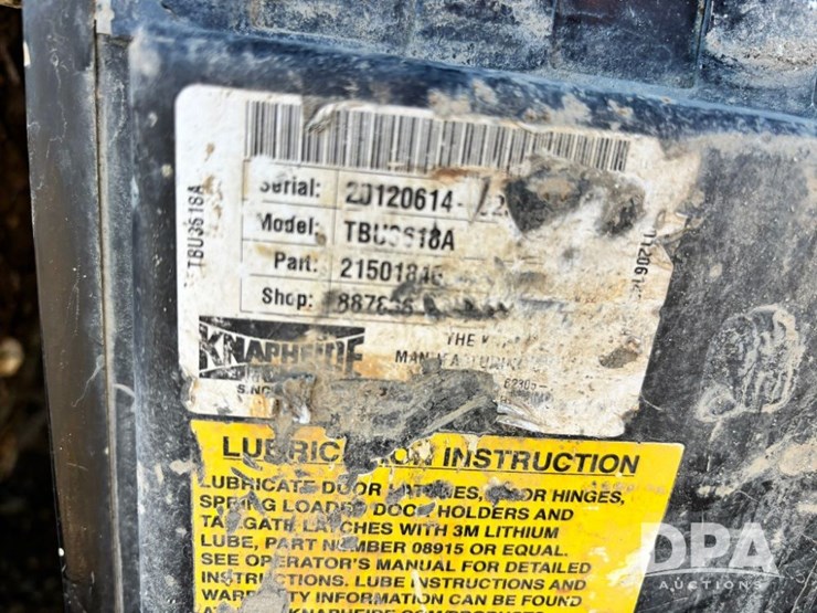 2013-chevrolet-3500hd-image-40