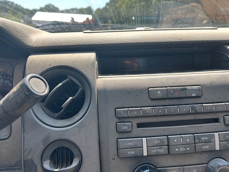 2010-ford-f150-image-31