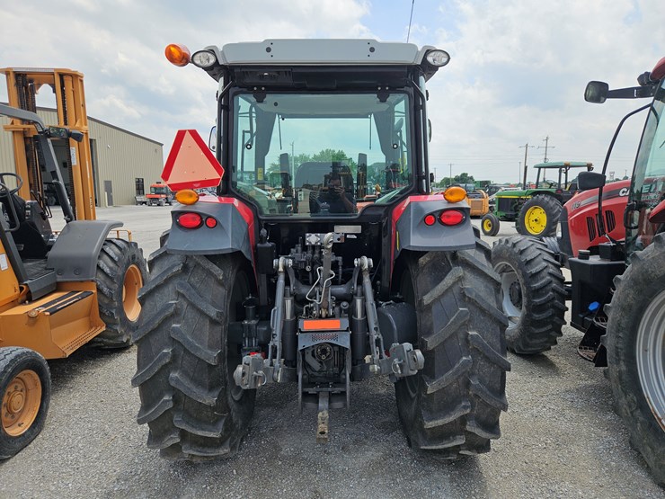 2018-massey-ferguson-5711-image-7