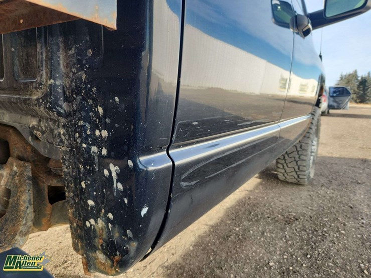 2004-dodge-ram-3500-image-37