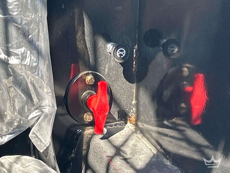 2025-newrick-jc25-mini-wheel-loader-skid-steer-image-10