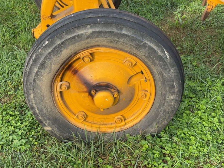 1937-caterpillar-no.-212-motor-grader-image-7