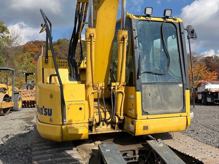 komatsu-pc138us-lc-image-12