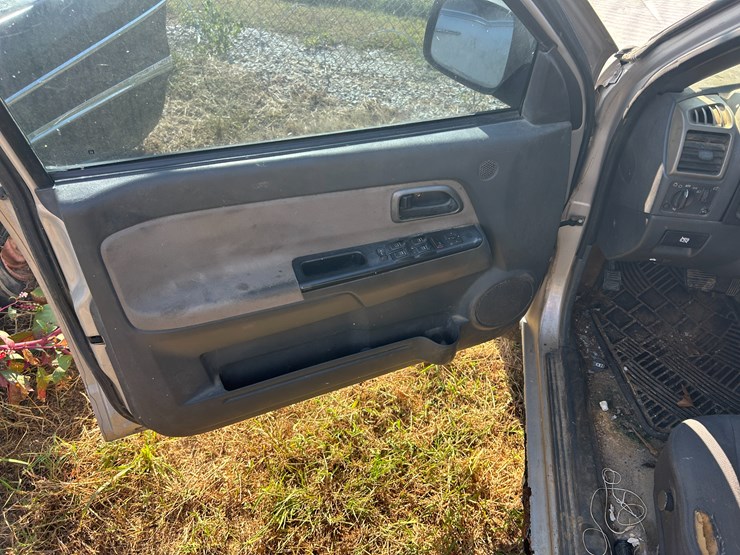 2004-gmc-canyon-image-45