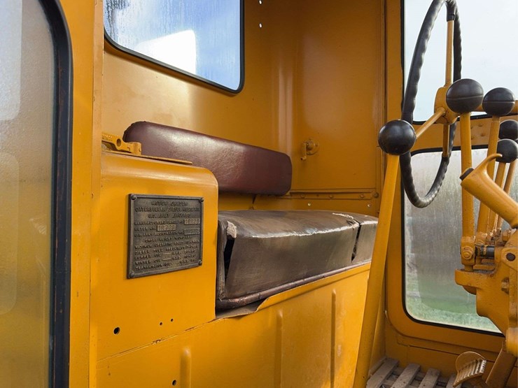 1937-caterpillar-no.-212-motor-grader-image-68