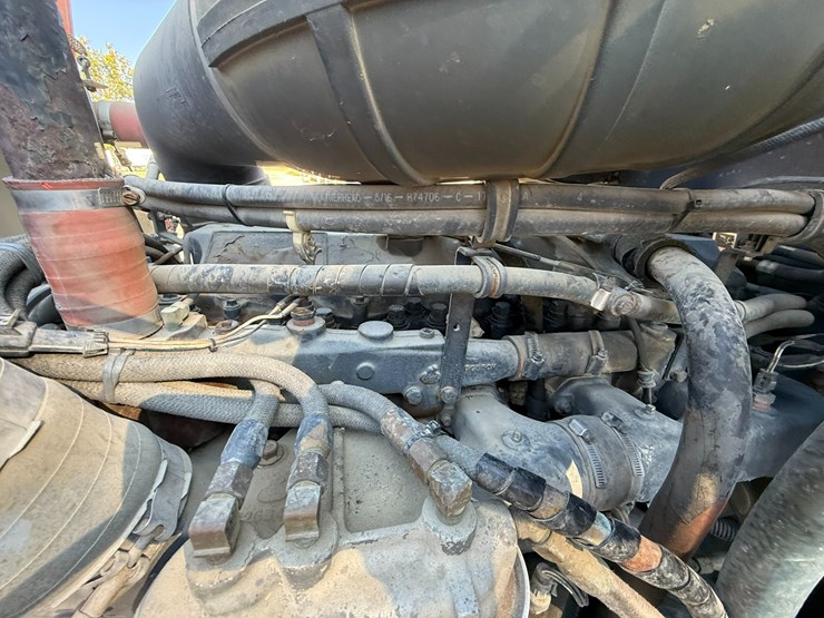 1995-mack-ch613-image-56