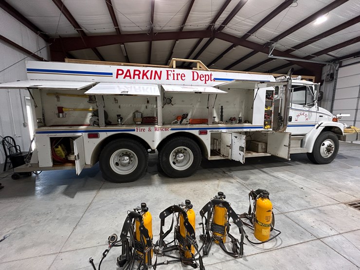 1993-freightliner-fl80-image-13