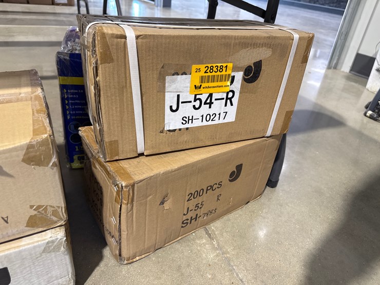 #28381-•-lot-of-led-red-clearance-lights-image-2