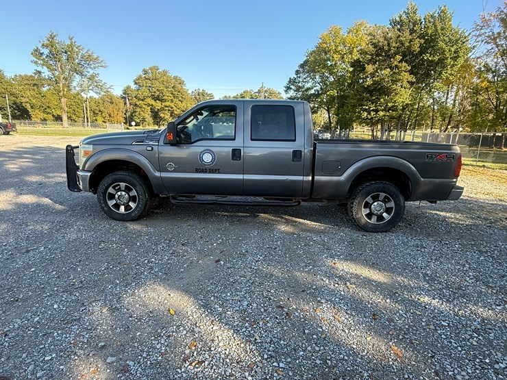 2011-ford-f250-image-14