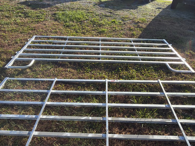 #69-•-12-ft-galvanized-heavy-duty-panel-image-1