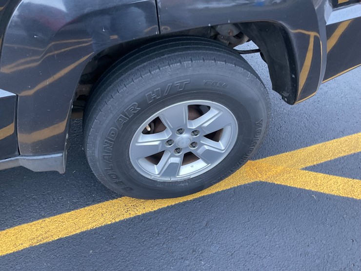 2010-jeep-liberty-image-9