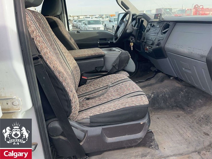 2015-ford-f550-image-17