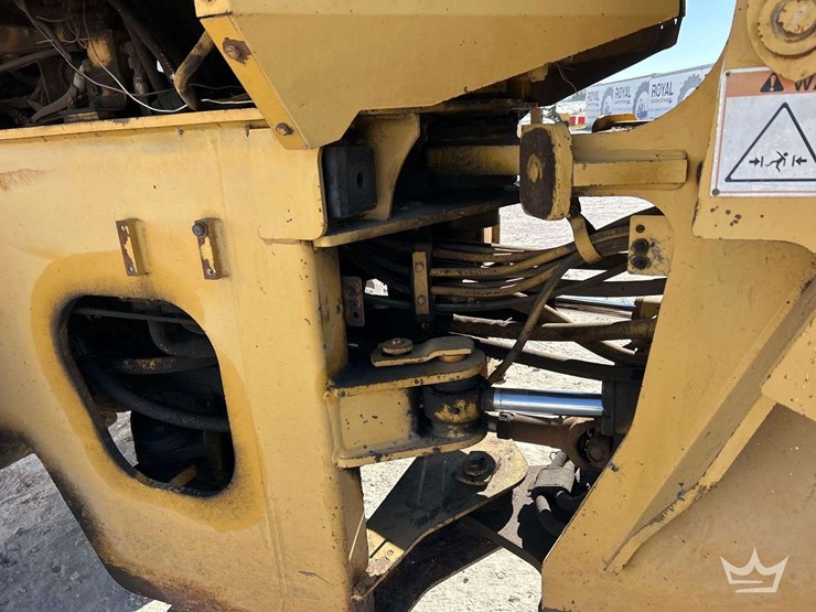 1997-caterpillar-it38g-image-21