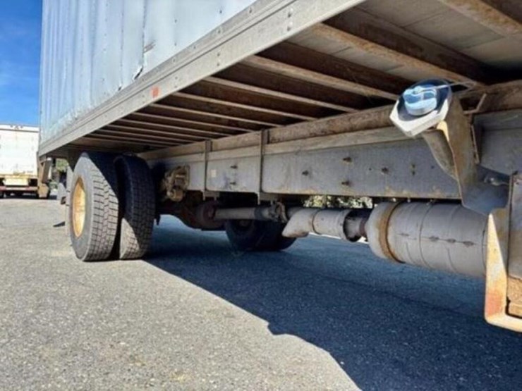 2013-ford-f750-xl-image-21