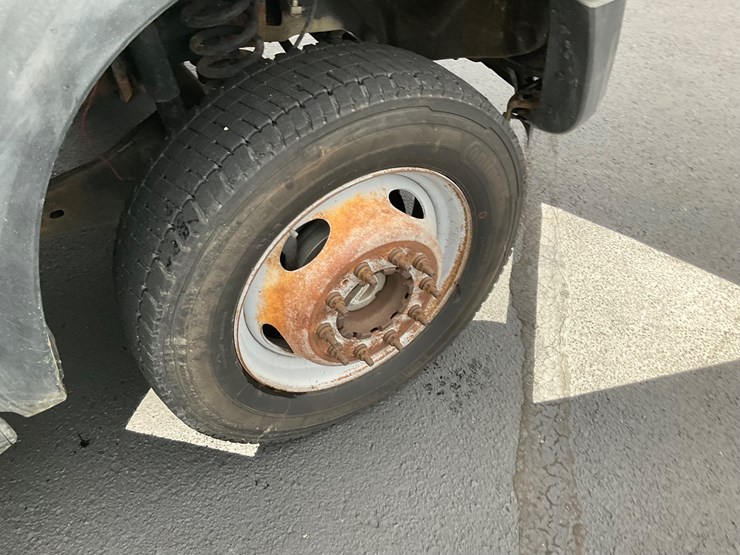 2011-ford-f450-image-8