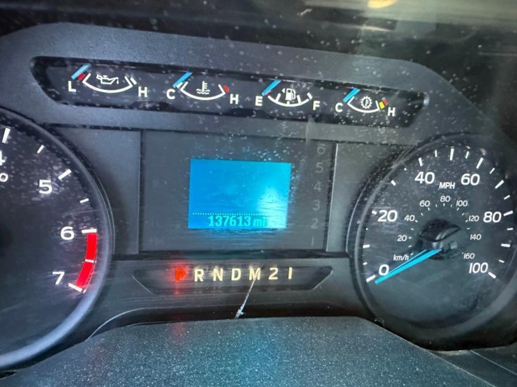 2017-ford-f350-xl-image-17