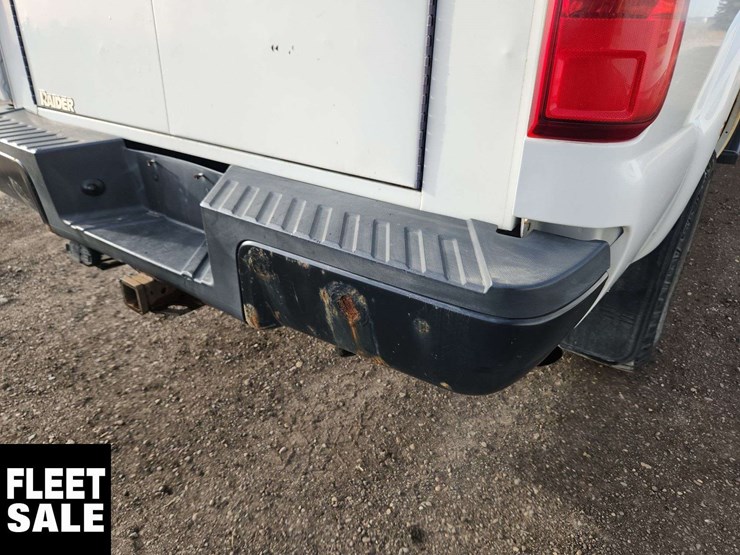 2016-ford-f350-image-38