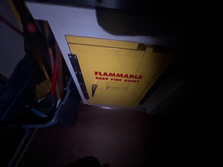 1992-ford-e350-image-21