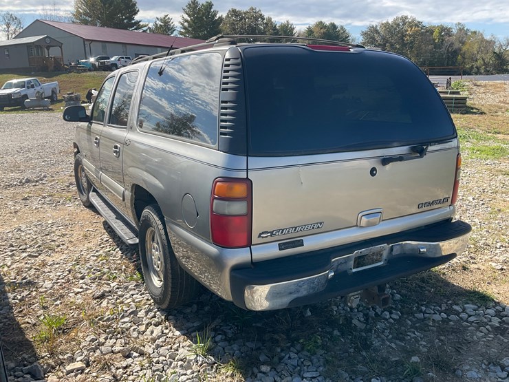 2000-chevrolet-suburban-image-5