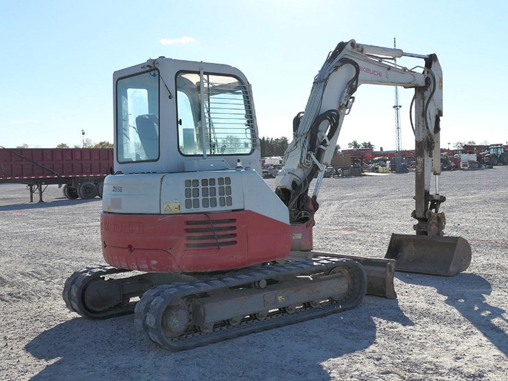 takeuchi-tb153-image-4