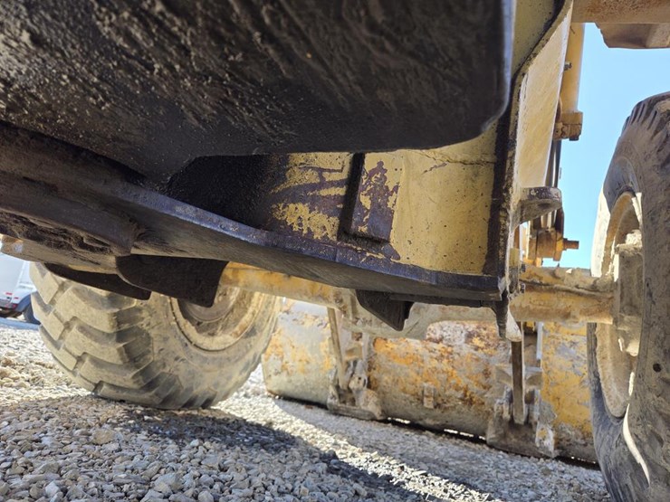 1980-caterpillar-930-image-38