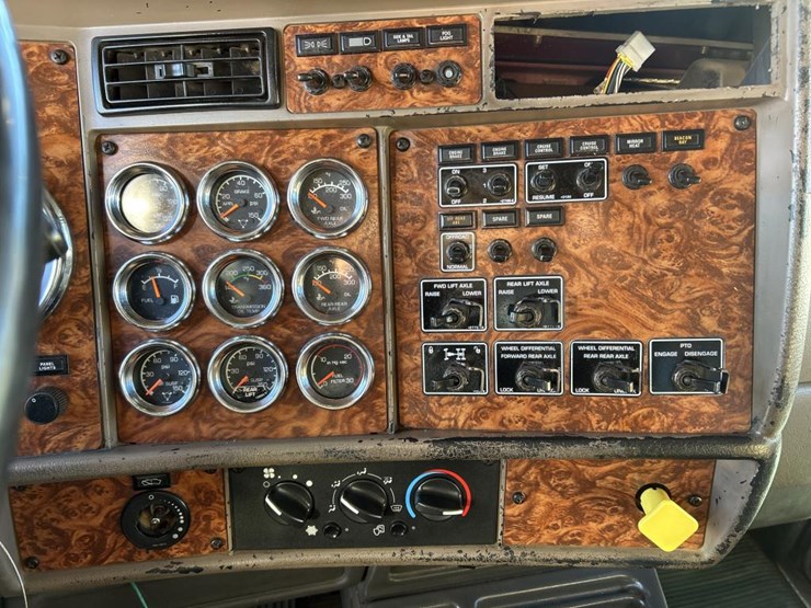 kenworth-t800-image-69