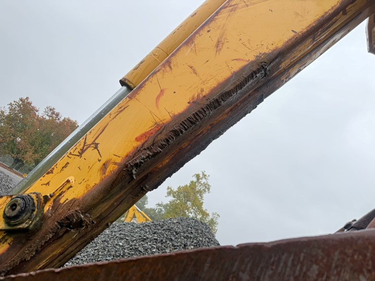 #22581-•-inop-ford-550d-backhoe-loader-image-14