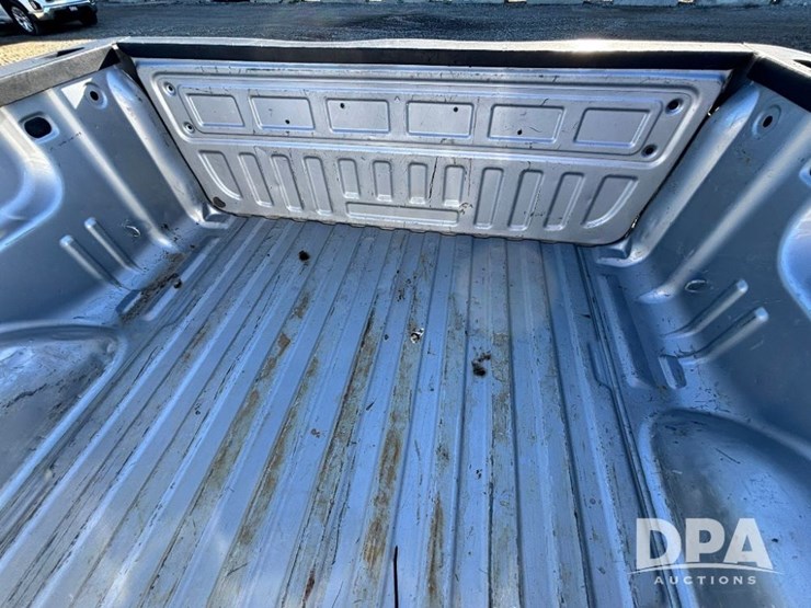 2015-chevrolet-silverado-image-29