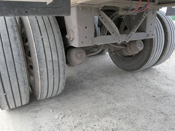 2019-genesis-34'-x-96"-image-19