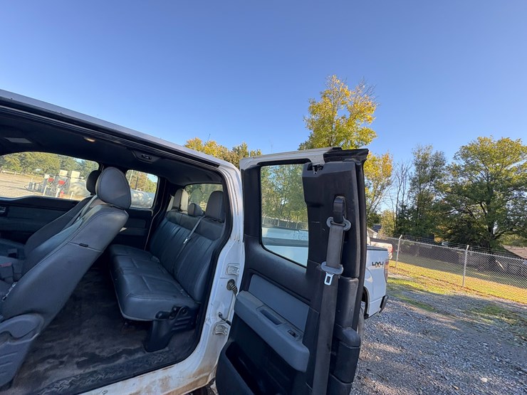 2013-ford-f150-image-40