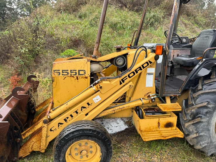#22581-•-inop-ford-550d-backhoe-loader-image-28