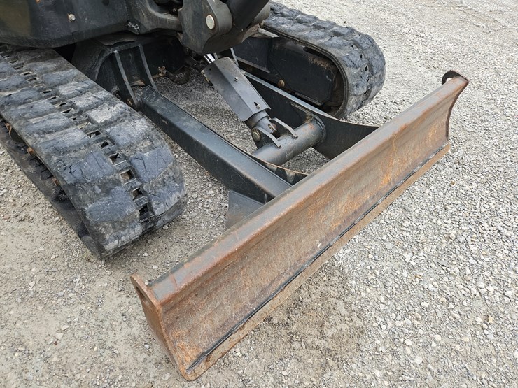 2022-bobcat-e60-image-23