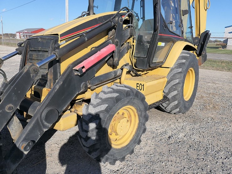 caterpillar-426b-image-9