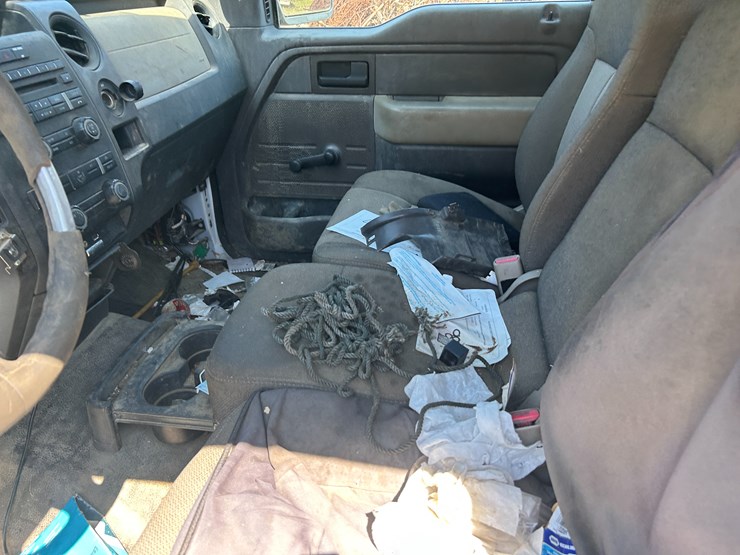 2010-ford-f150-image-25