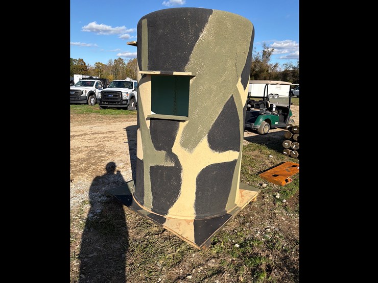 #62-•-movable-hunting-blind-image-1