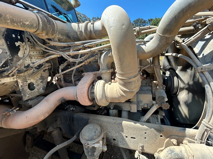 #22533-•-1994-freightliner-t/a-daycab-dump-truck-vin:-1fuyfdyb6rp462199-image-32