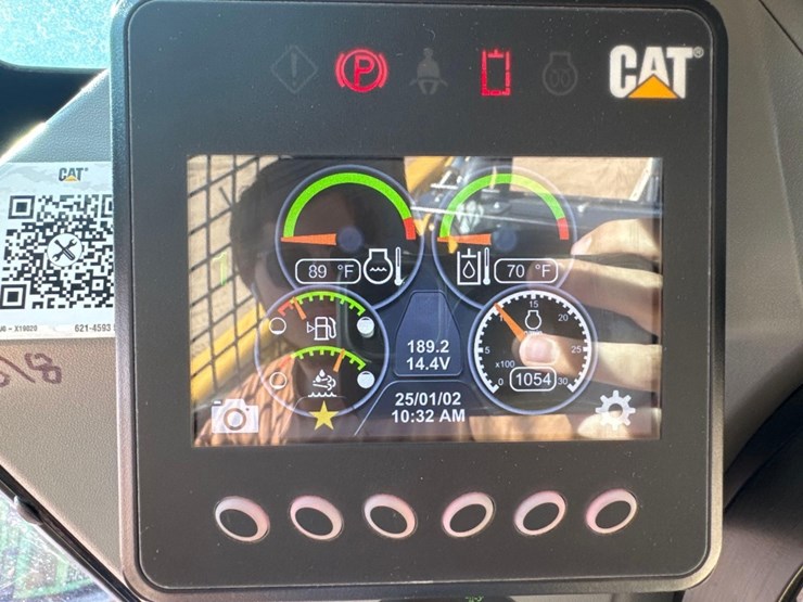 2023-caterpillar-299d3-image-27