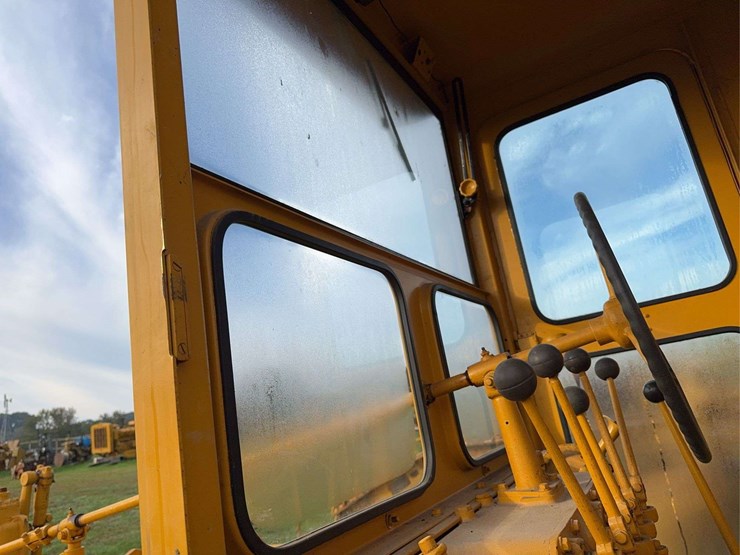 1937-caterpillar-no.-212-motor-grader-image-67