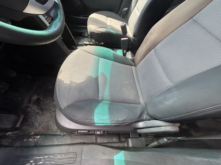 2013-ford-explorer-image-45