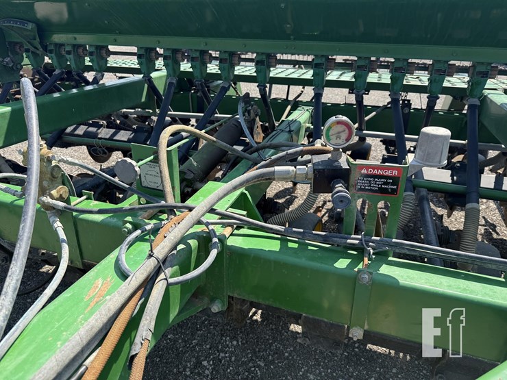 1993-john-deere-750-image-9