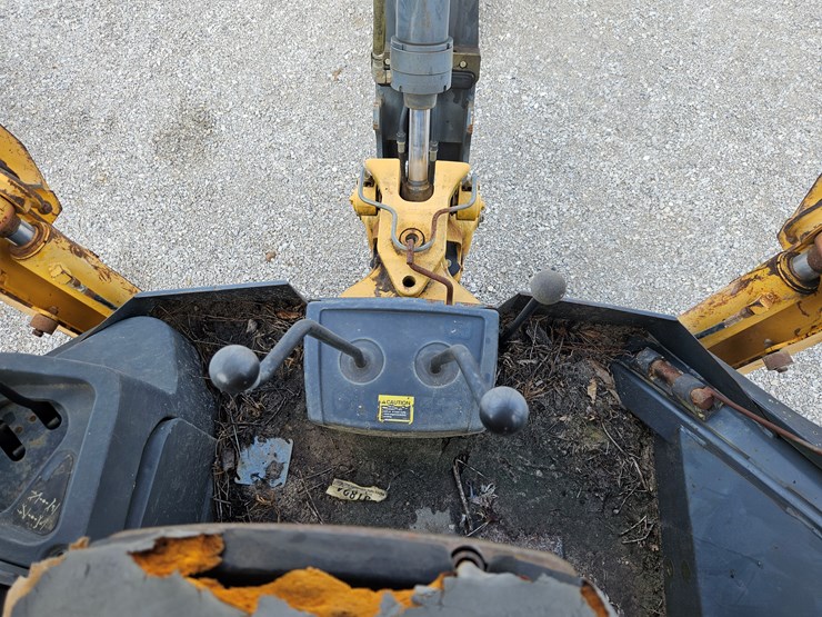 2007-deere-310j-image-22