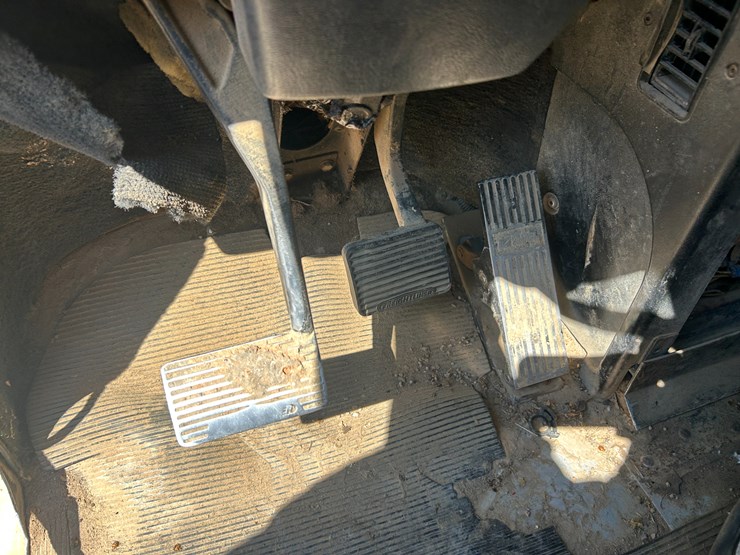 #22532-•-1996-freightliner-t/a-daycab-dump-truck-vin:1fuydzyb8tp876191-image-41