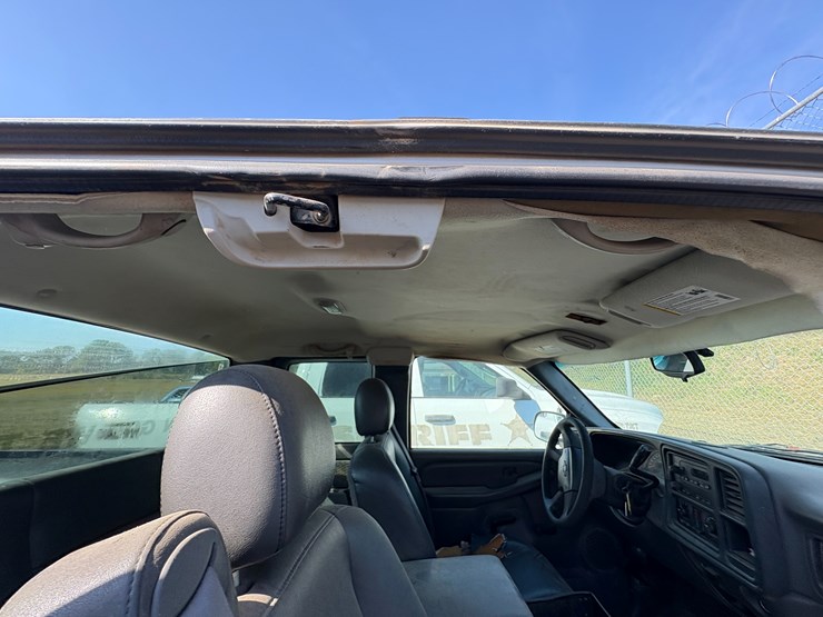 chevrolet-1500-image-20