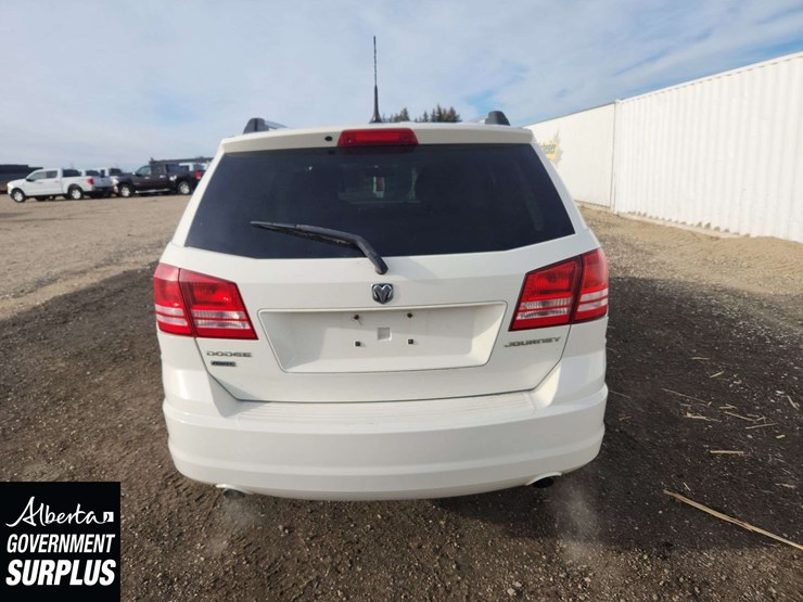 2010-dodge-journey-image-9
