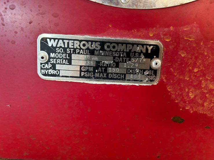 #22556-•-howe-load-star-1800-s/a-daycab-fire-truck-d0532ghb25589-image-40