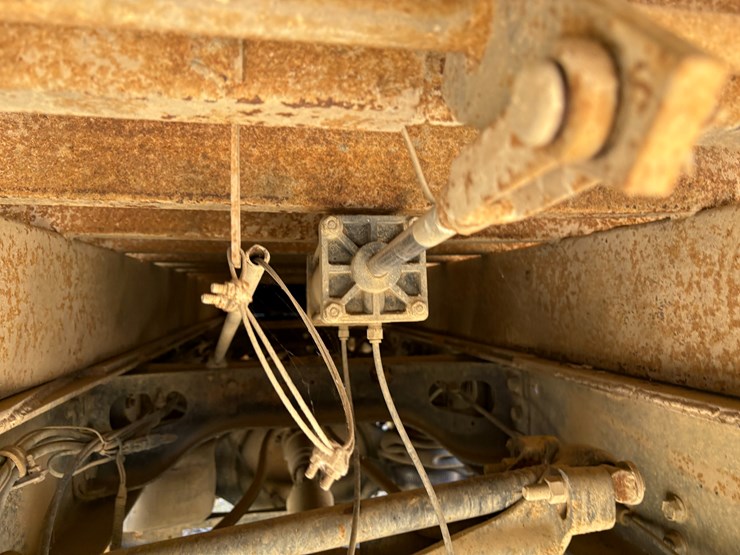 1995-international-9400-image-27