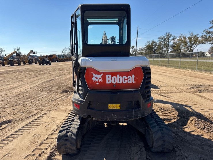 2020-bobcat-e35-image-3