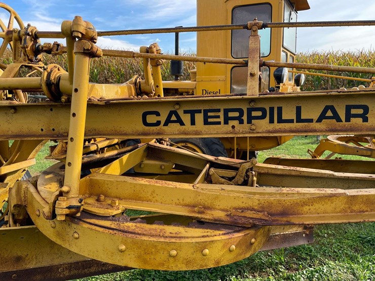 caterpillar-44-tow-grader-image-46